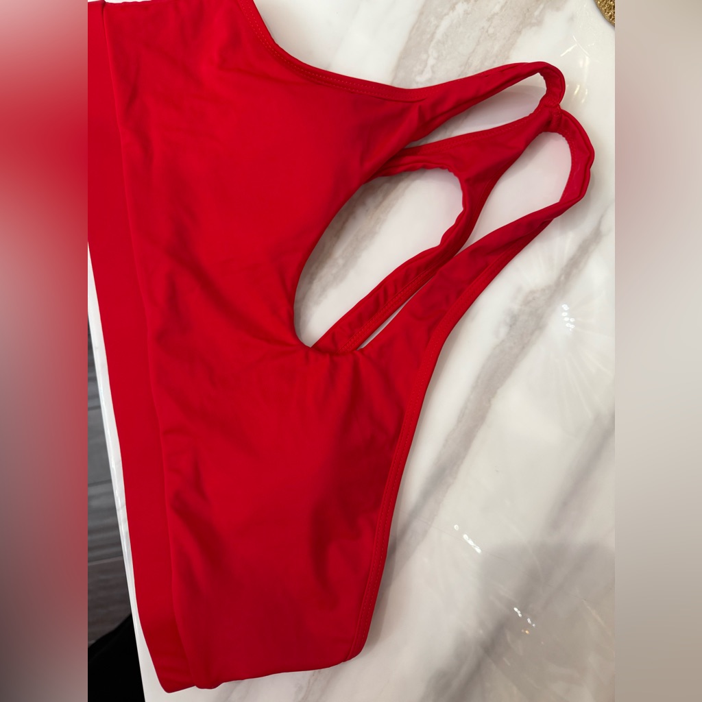 Red Strappy Swimsuit747